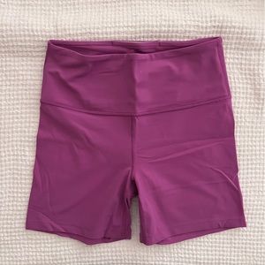 Athleta Salutation Bike Short